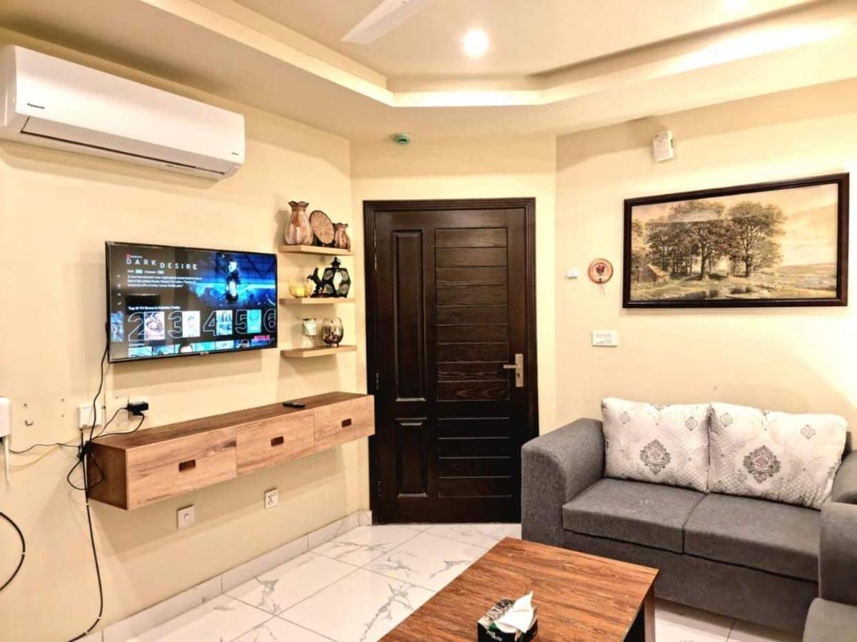 Comfortable & Lovely 1 Bed Apt In Bahria Town Rawalpindi Exterior photo